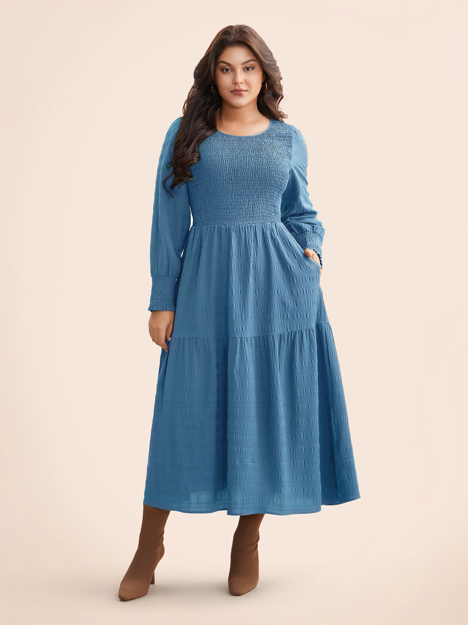 Plain Textured Shirred Midi Dress