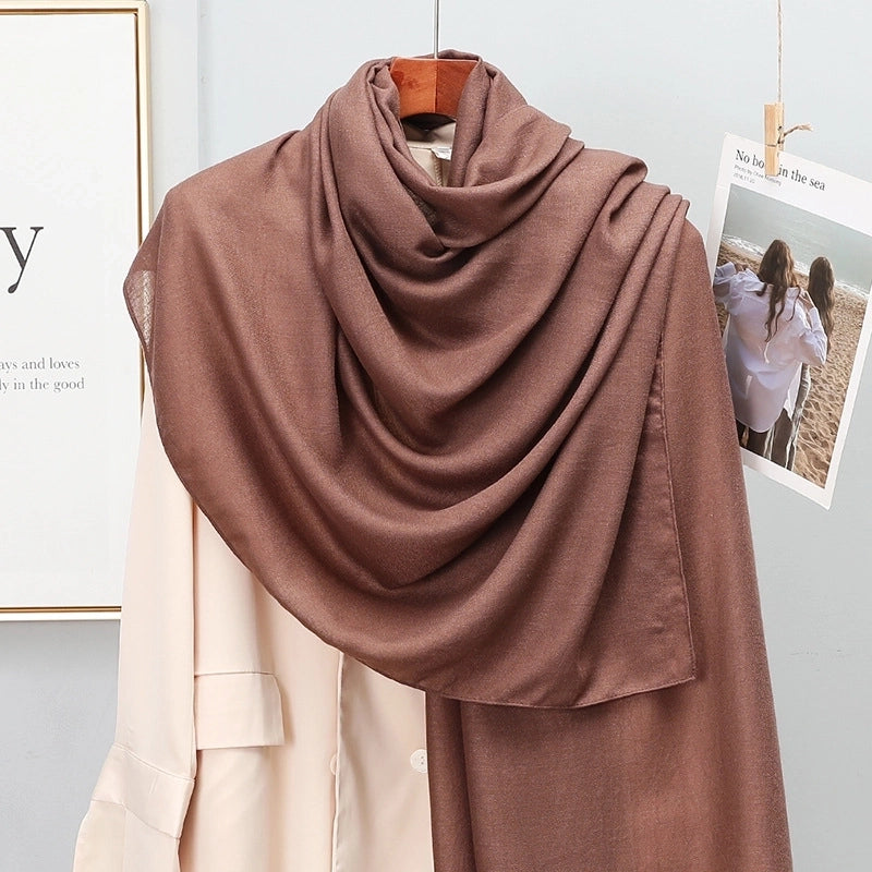 Women's Elegant Minimalist Solid Color Polyester Scarf