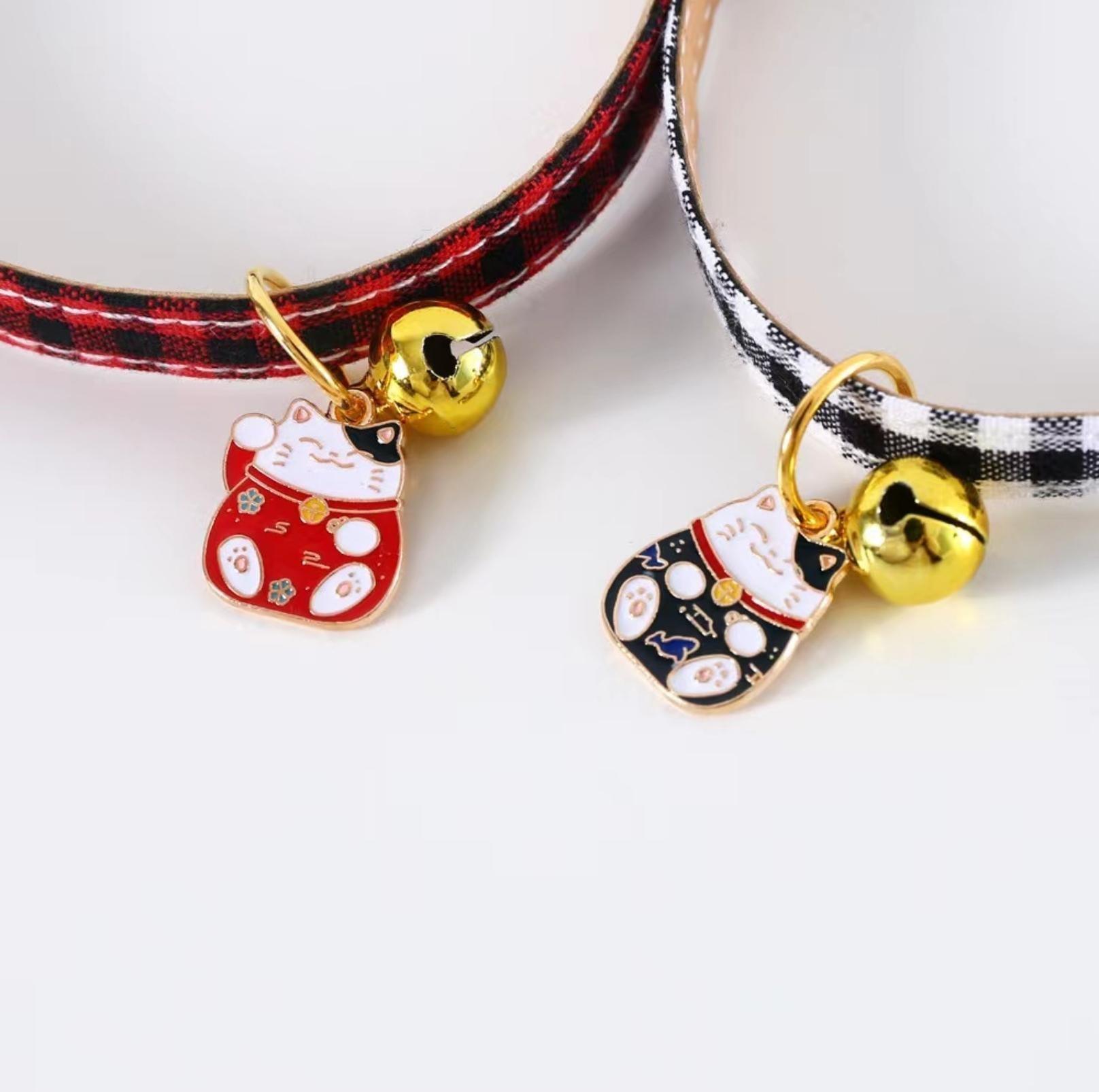 PU Plaid Fortune Cat Pendant Adjustable Pet Collar
