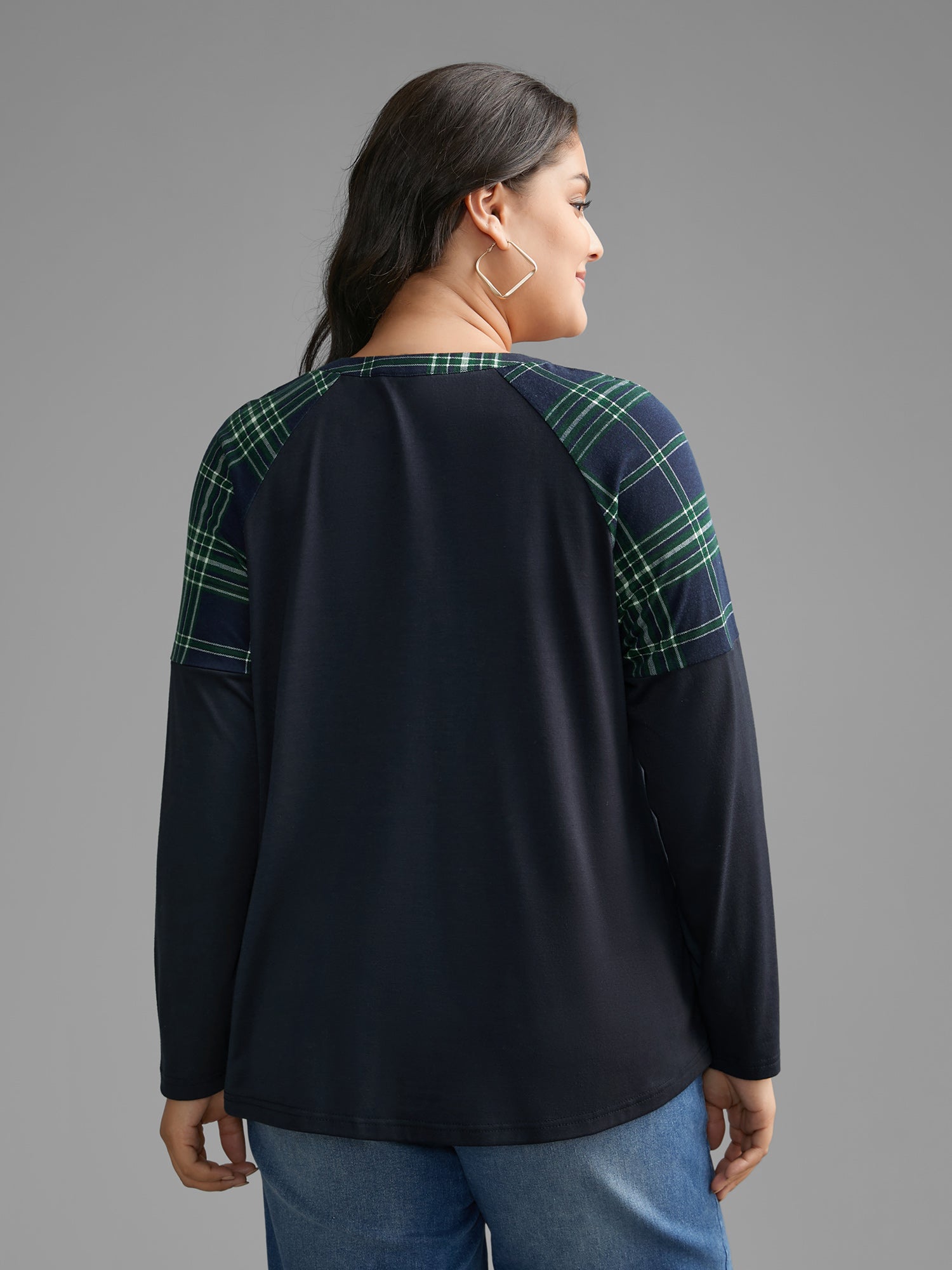 Notched Plaid Raglan Sleeve T-shirt