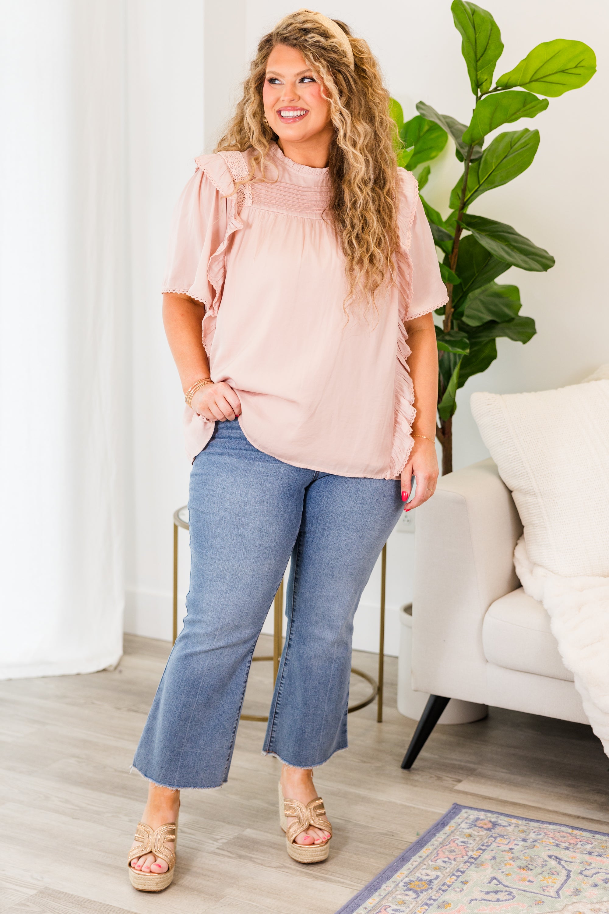 Bubble Dreams Top. Taupe